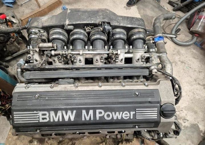 Легенда BMW E34 M-Power  3.6л ДВИГУН