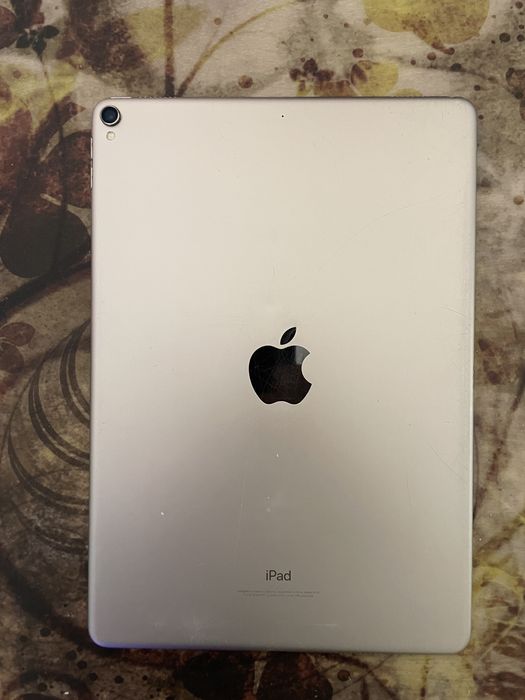 Ipad pro 10.5. 120 ГЕРЦ. Полностью рабочий