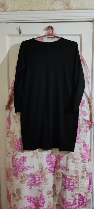 Сукня чорного кольору