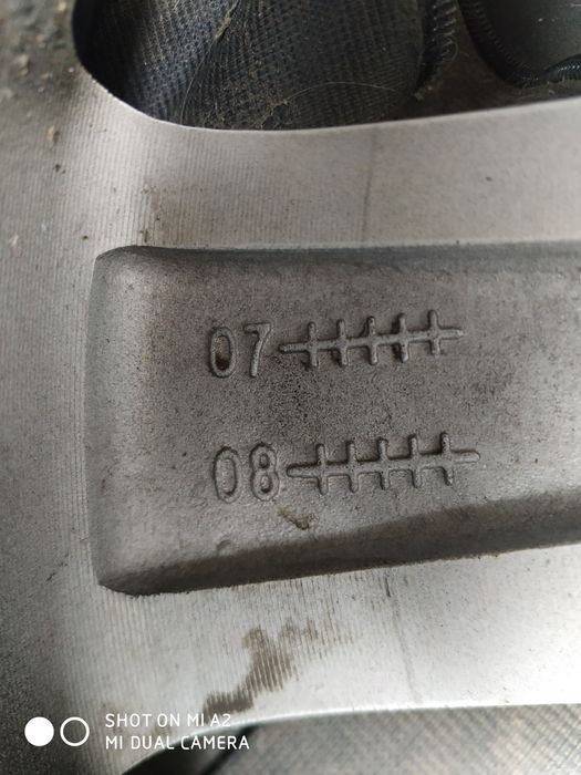 Литые диски для авто R16