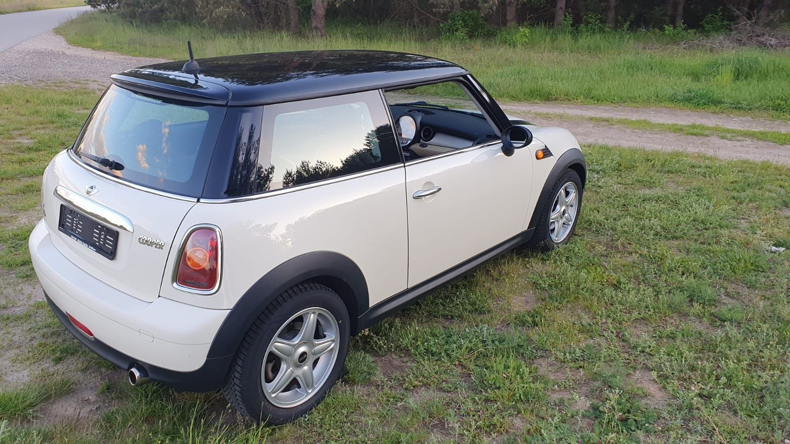 Mini Cooper. Tylko 90 tys km przebieg. Szwajcar. 1.6 B. Bmw. Jak nowy.