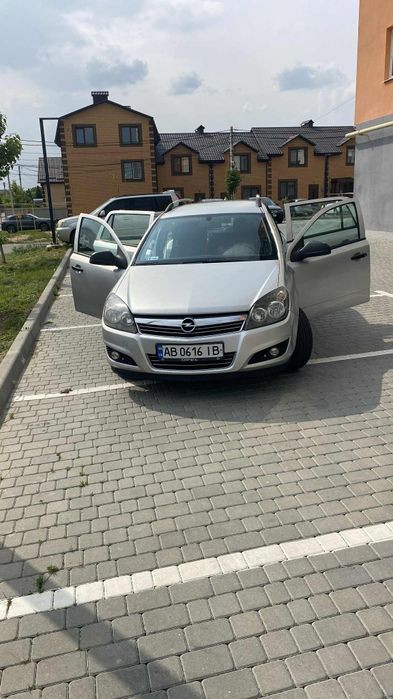 Opel astra h 1.6 газ/бенз 2011р.