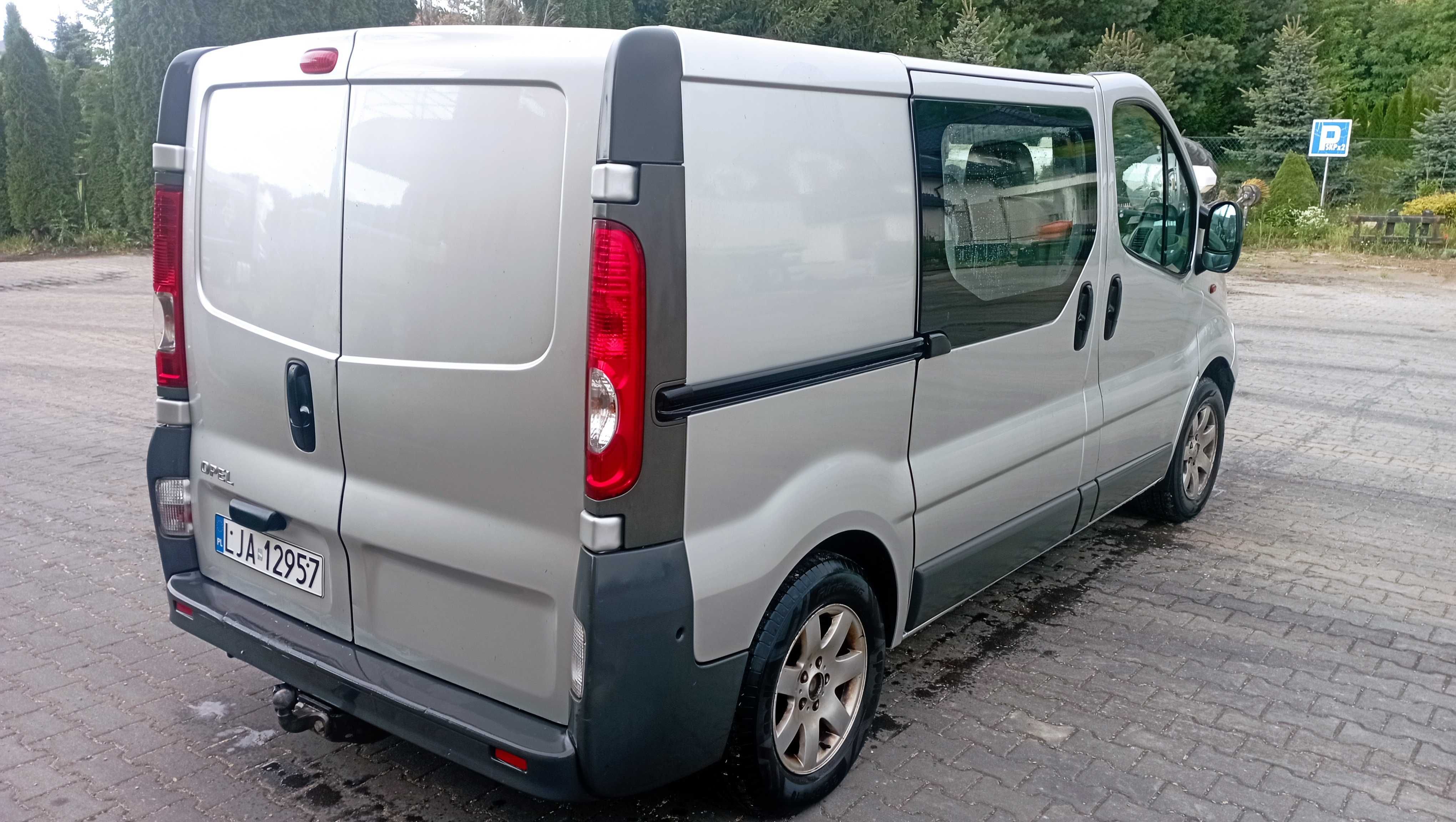 Vivaro 2.0 brygadówka doka hollenderka