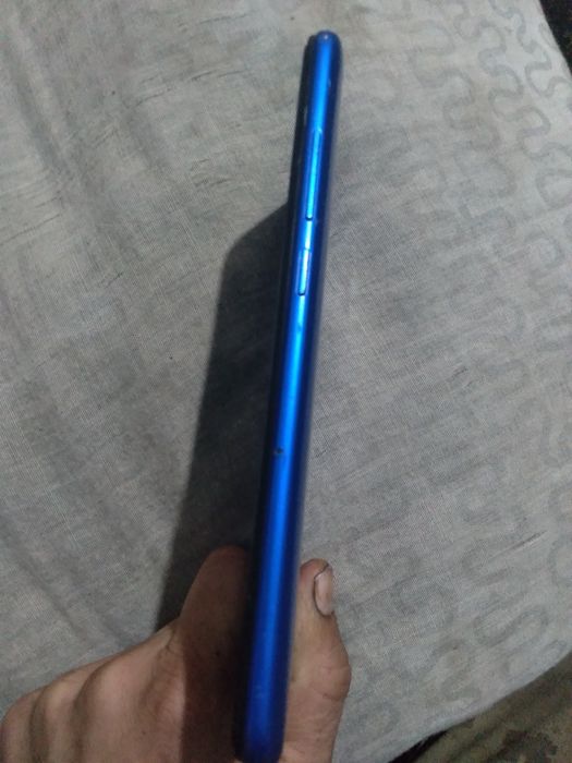 Телефон Redmi 8a пам'ять 2/ 32 ГБ