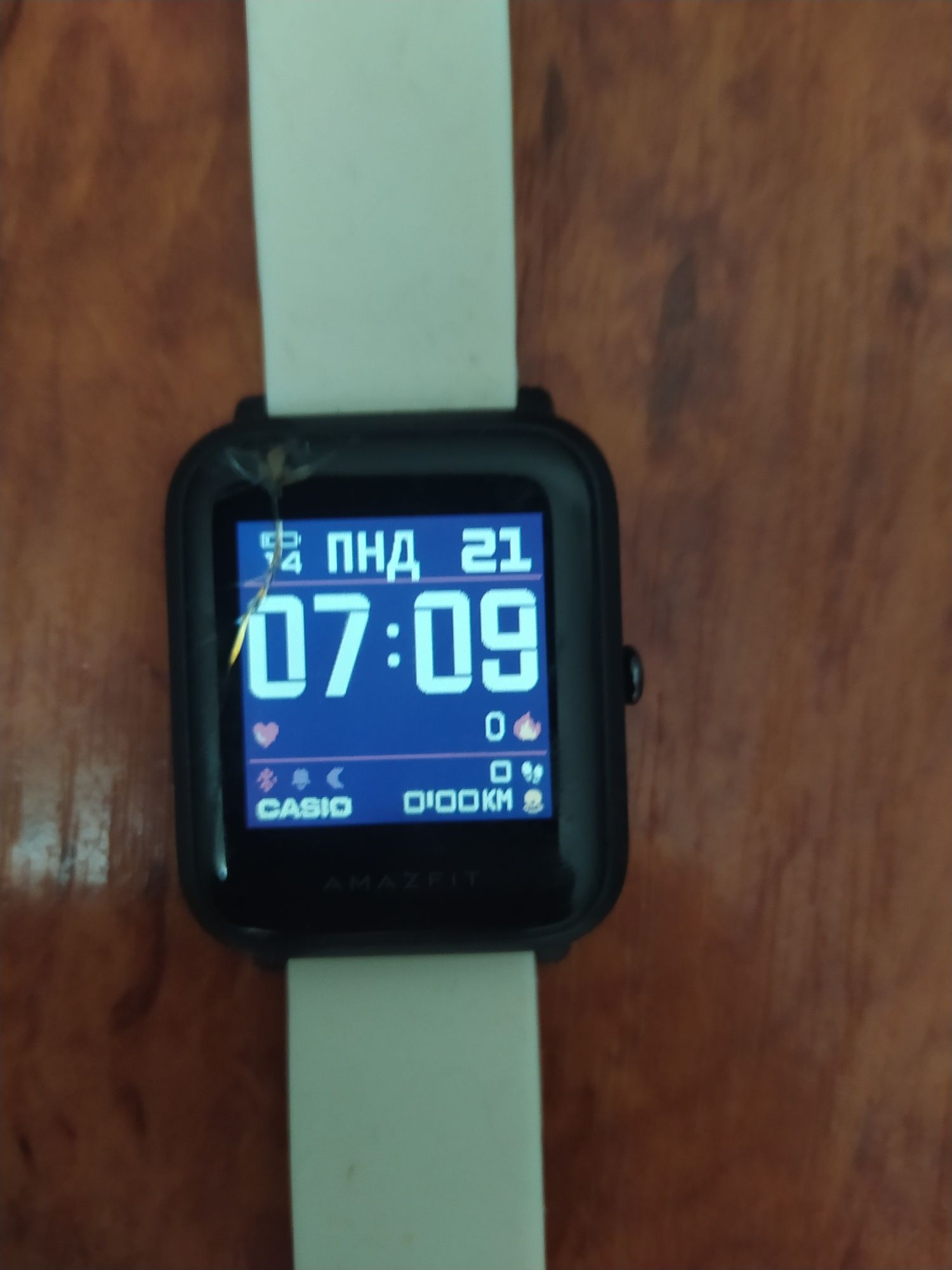 Amazfit Bir смарт годиник