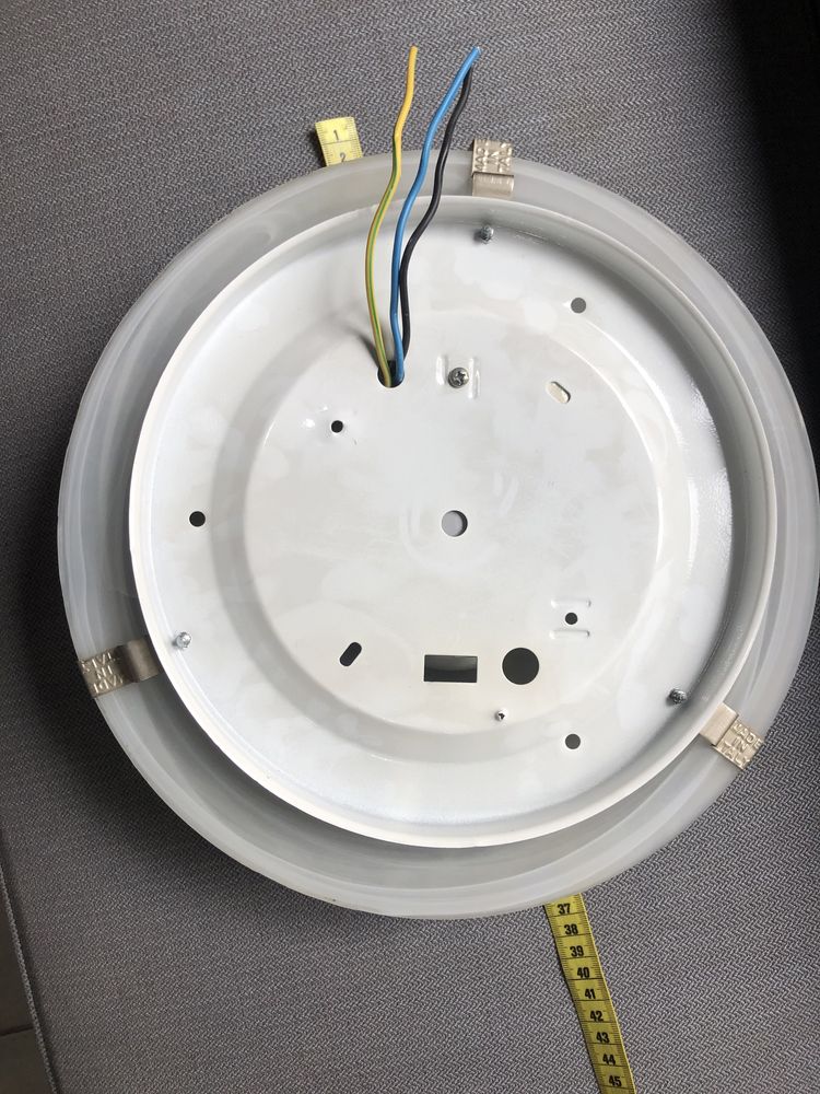 Lampa plafon plafoniera