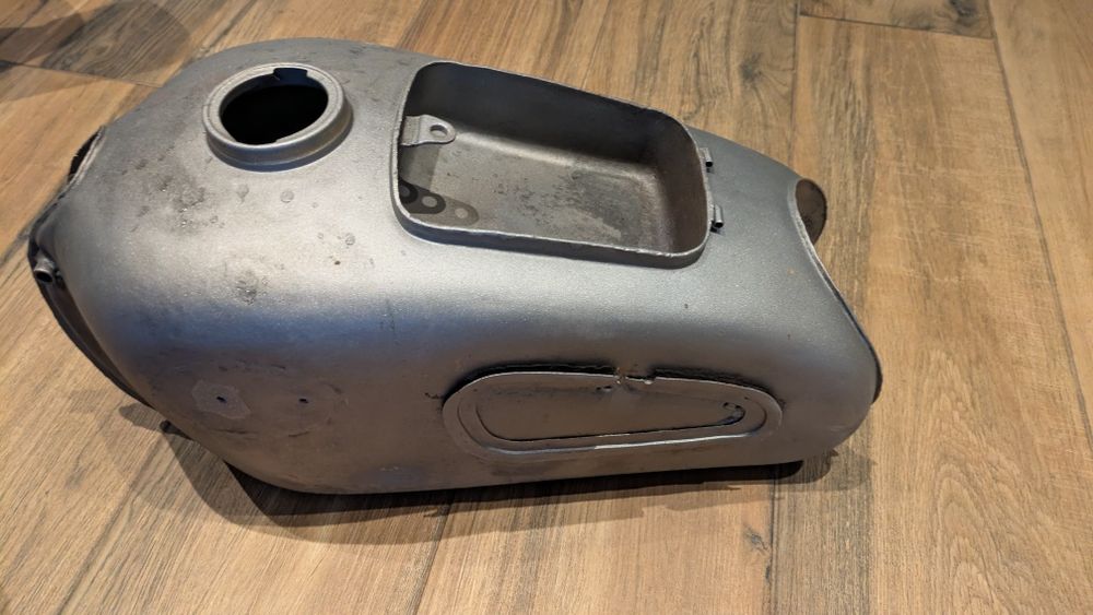 Deposito & Guarda Lamas BMW R27