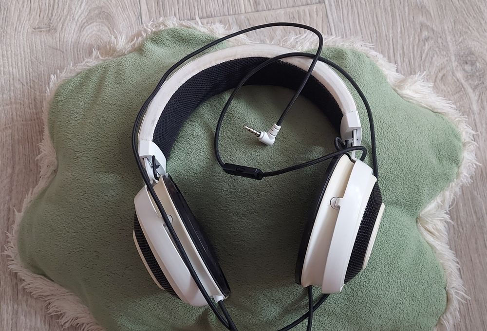 Оригінальні ігрові навушники Razer Kraken Pro V2 White