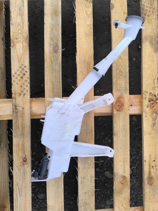 Бачок омивача Nissan Ariya 2022-2025    23102431