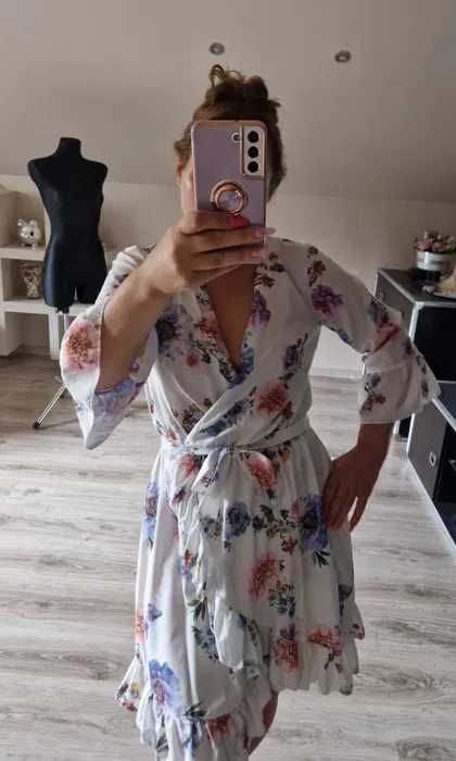 Sukienka w kwiaty S/M