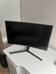 Monitor Samsung C24FG73FQUX Curved Quantum Dot