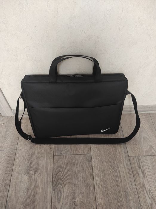 Сумка 15,6* для ноутбука пом'якшена40см , Nike