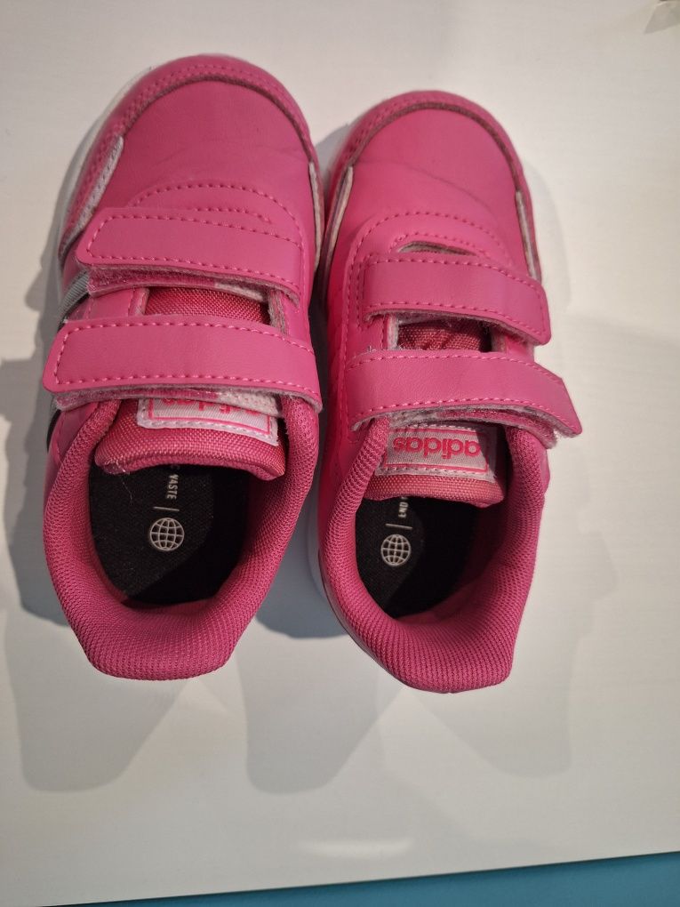 Buty dziewczęce Adidas rozm.25