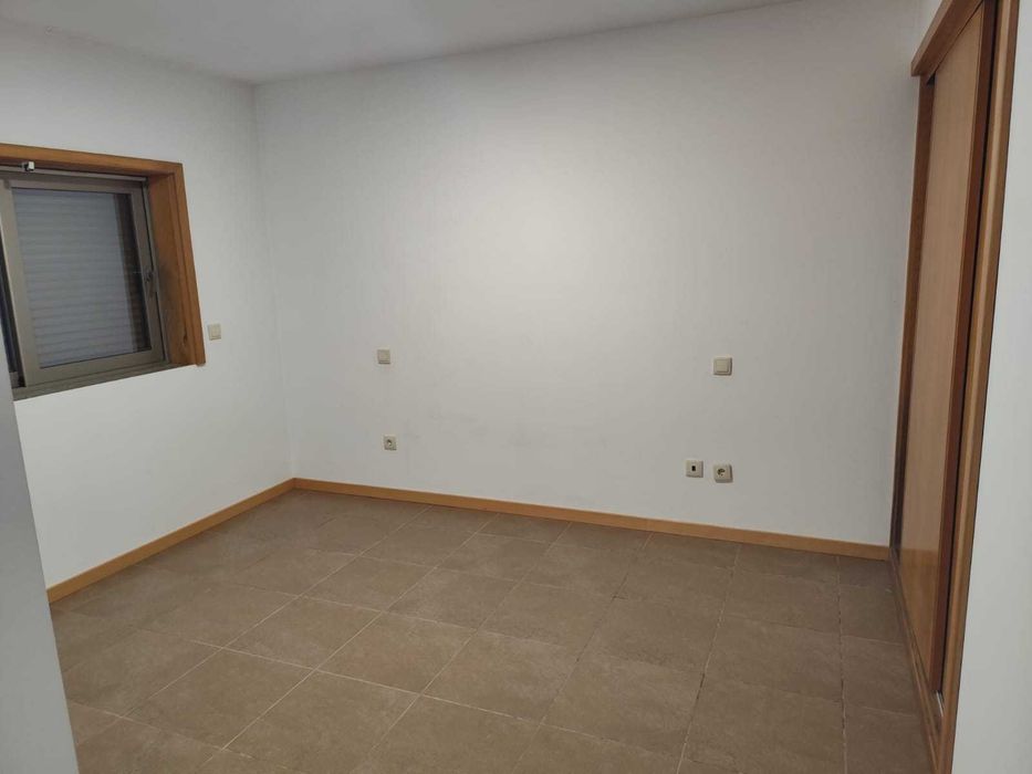 Arrenda-se Casa T3 Válega