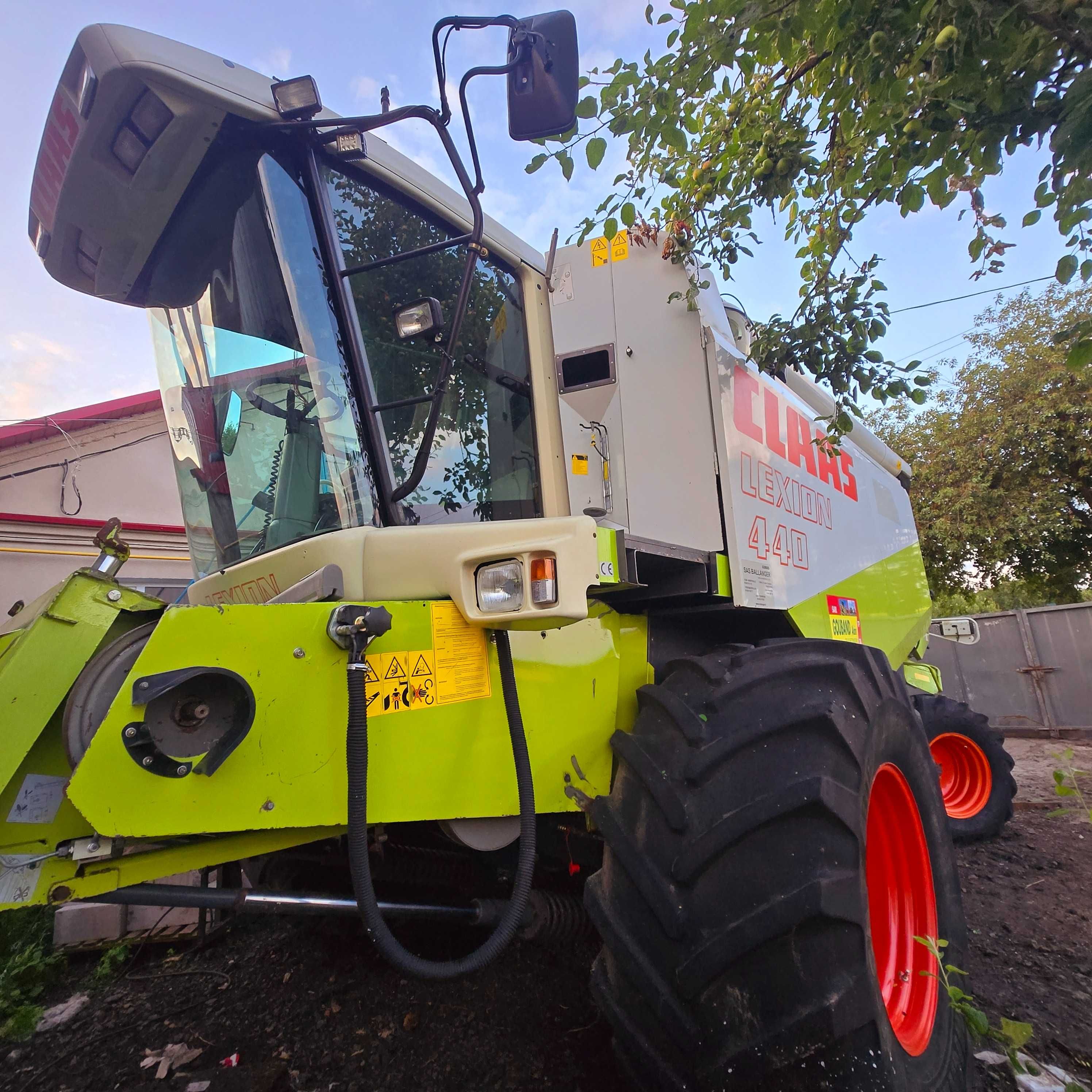Комбайн claas lexion 440