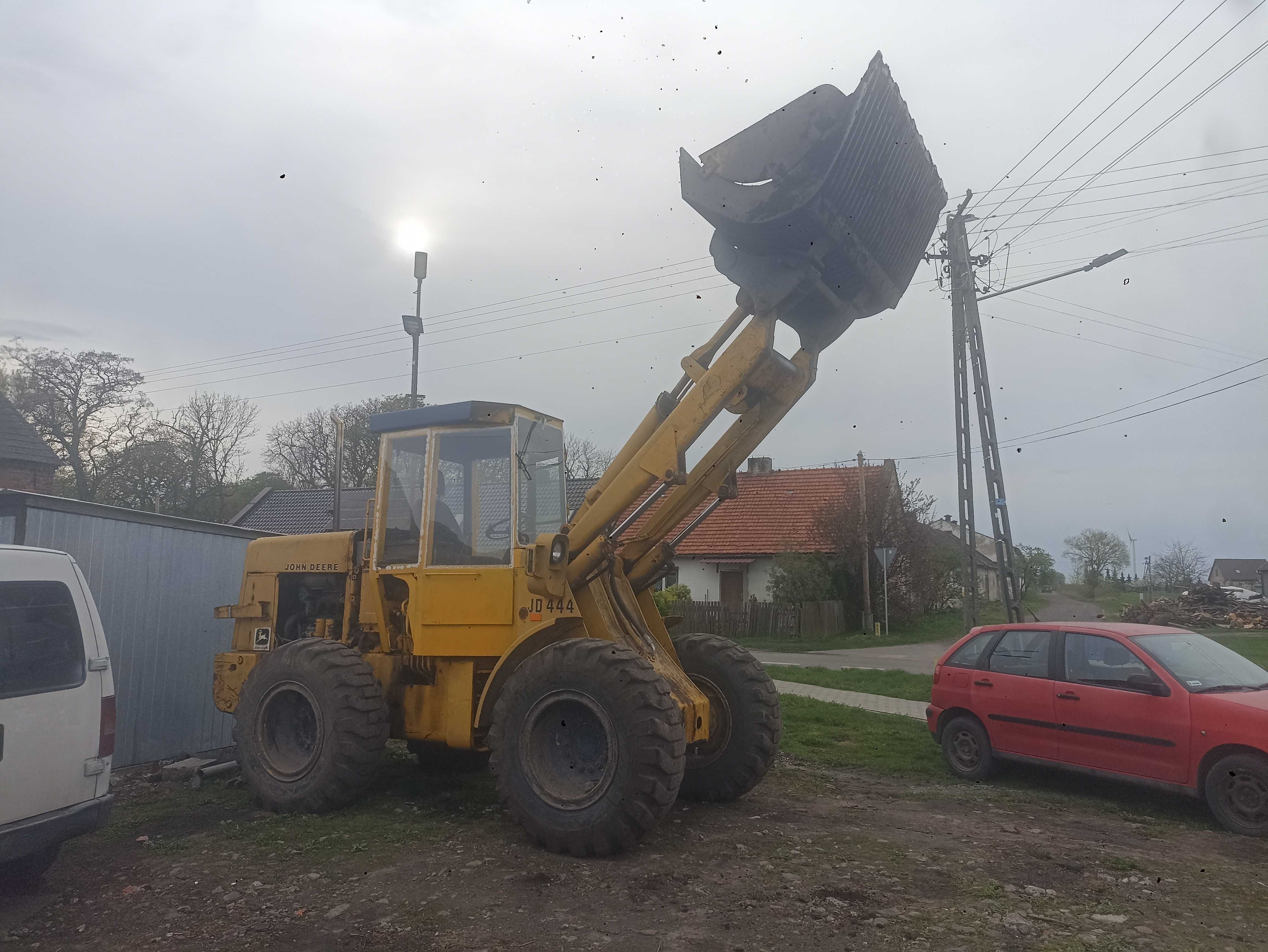 Ładowarka przegubowa John Deere 445