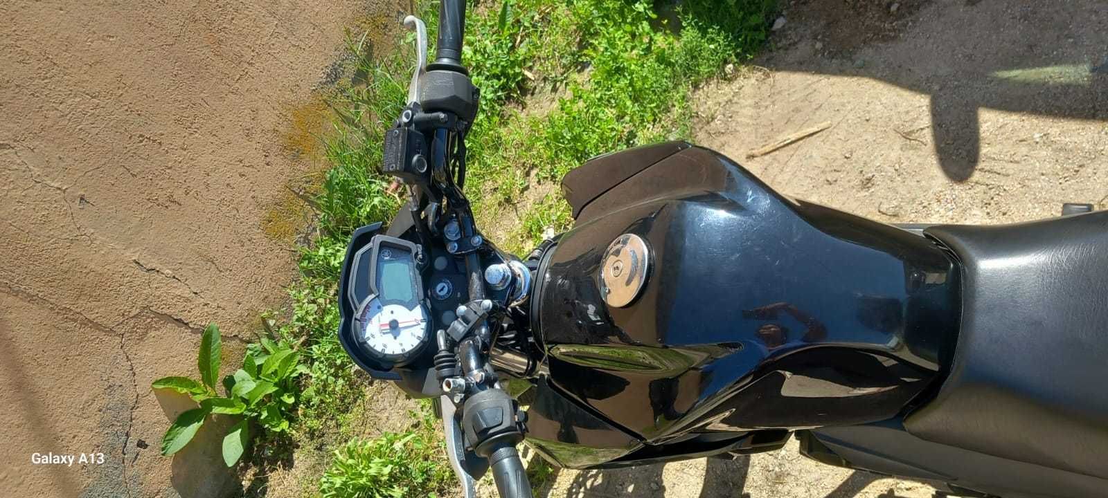 Mota Yamaha Ys 125