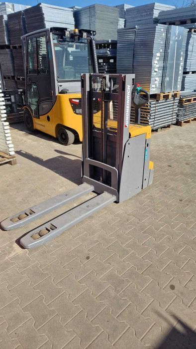 Jungheinrich EJD 222 Masztowy elektryczny Wózek Widłowy Niski Paleciak