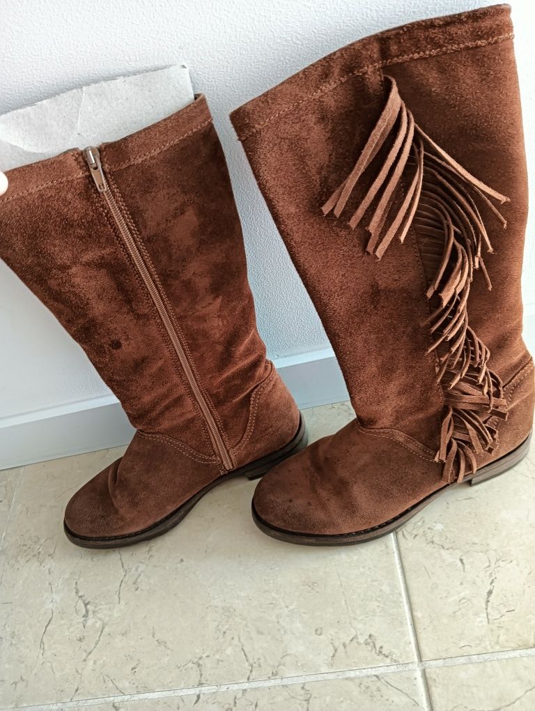 Botas cano alto Camel 37