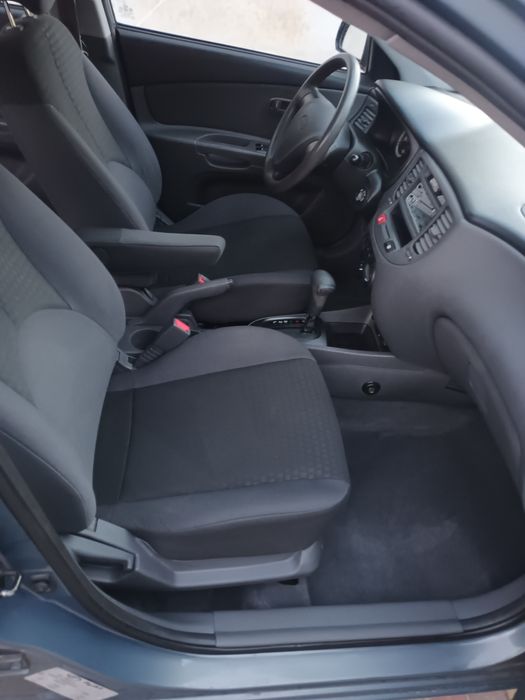 Продам кіа ріо 1.4 бензин автомат