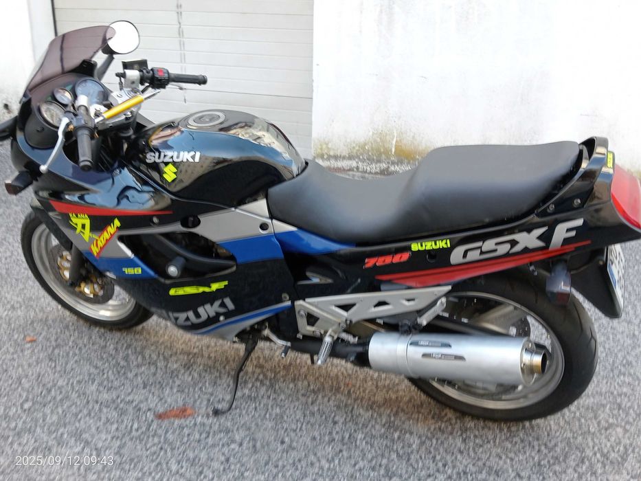 Suzuki katana muito rara
