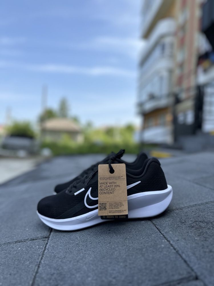 Чоловічі кросівки Nike Downshifter 13 FD6454 001