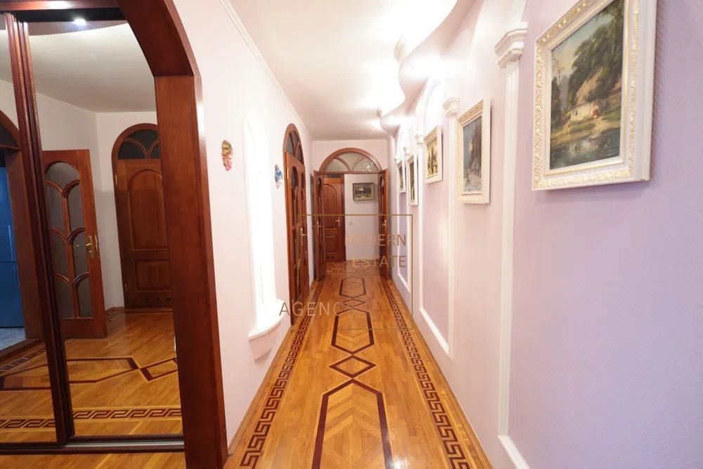 3-кімнатна квартира 104 м² біля м. Позняки з ремонтом та технікою|без%
