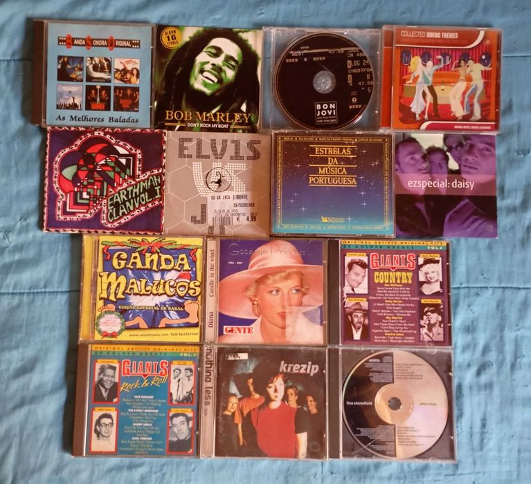 --» Lote de 28 CDs «--