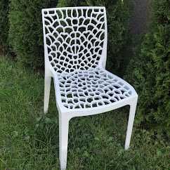 Krzesło ażurowe białe stan bardzo dobry