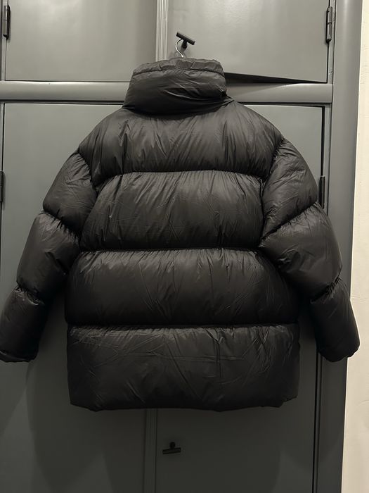 Пуховик чорний h&m