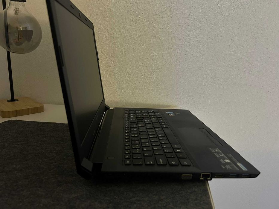 Portátil Lenovo B50