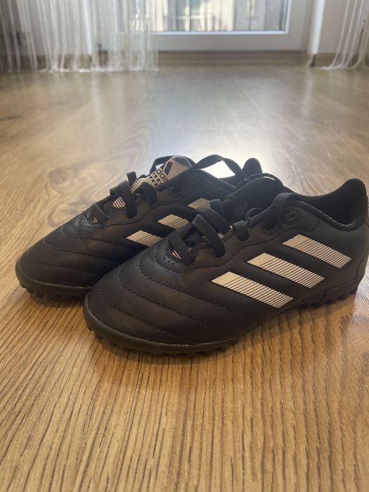 Adidas korki piłka nożna dla przyszłego mistrza
