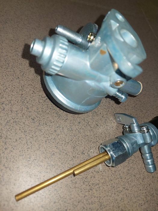 Nowy zestaw naprawczy Romet motorynka komar ogar kadet polo gaznik kra