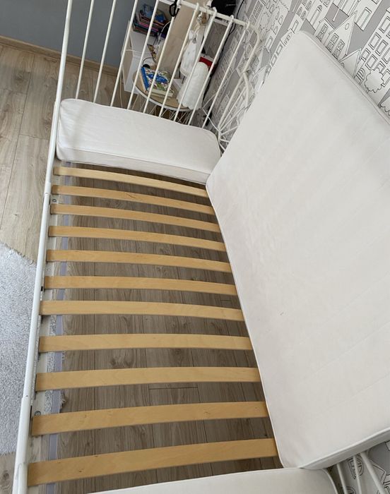 Łóżko z materacem - Ikea Minnen rosnące z dzieckiem