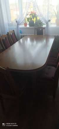 Stół i 8 krzeseł komplet