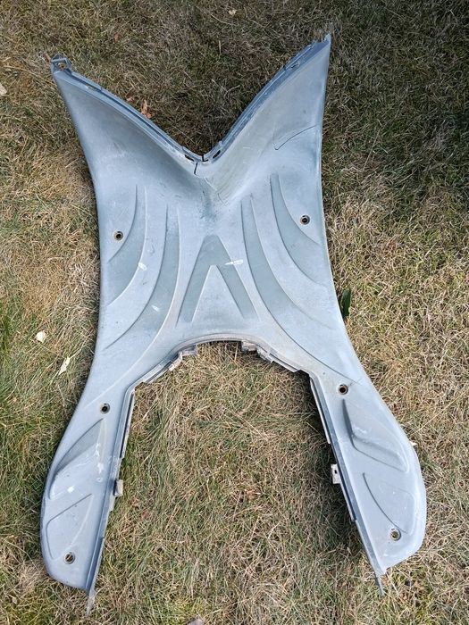 Części  Piaggio fly 125 ccm stan bardzo dobry