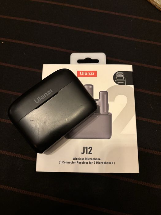 Ulanzi J12 Mikroport Zestaw Mikrofonów Bezprzewodowych  Lightning