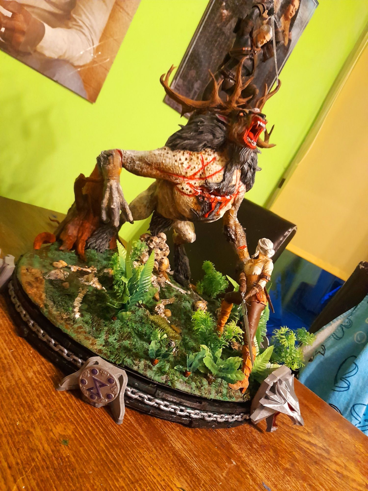 Diorama The Witcher - Walka Gelarda I Ciri z  Biesem