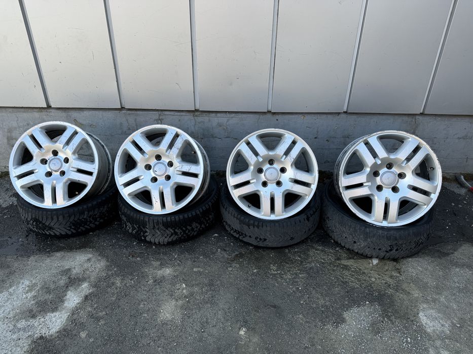 Продам диски на Volkswagen Touareg  R18 срочно!!!