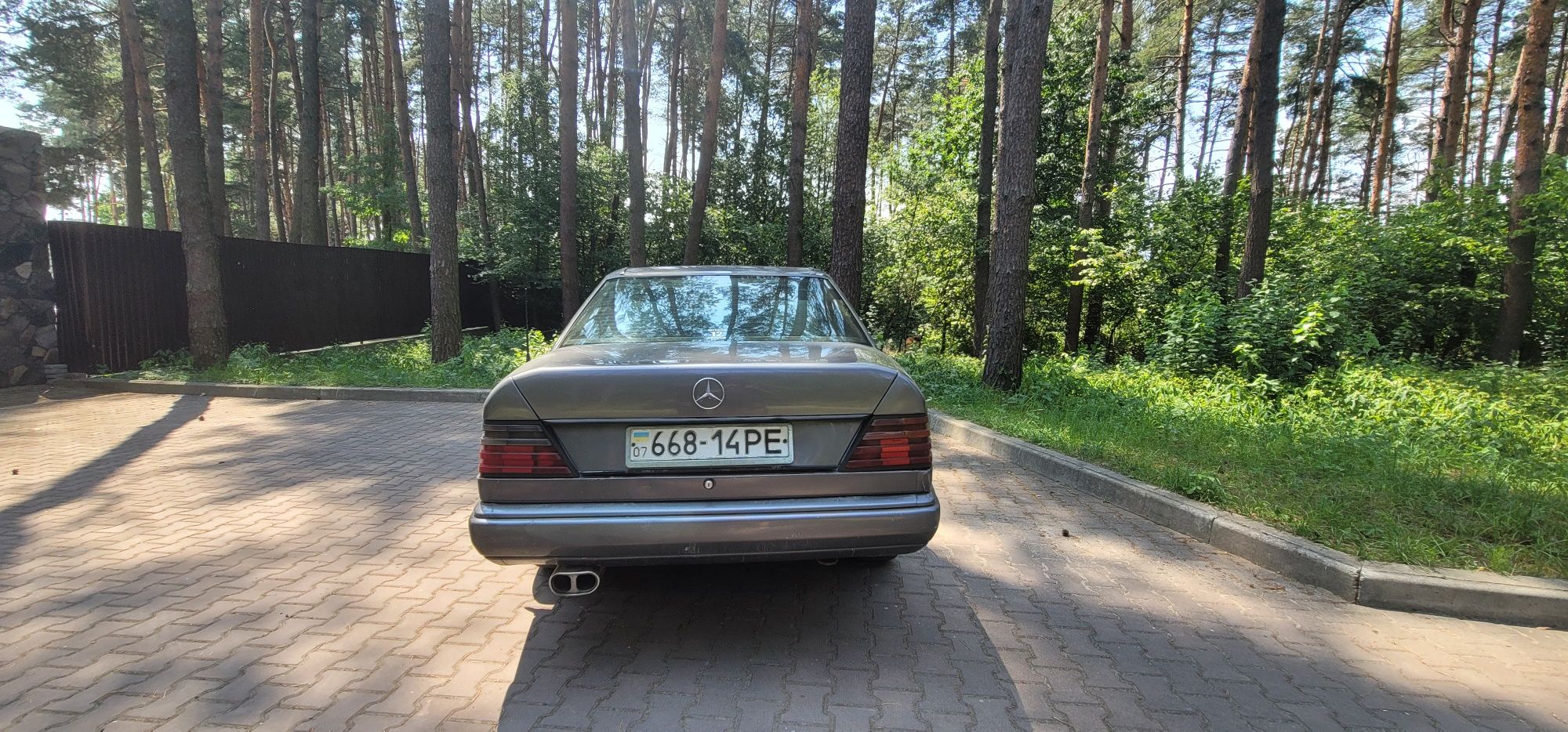 Мерседес  W124 mercedes