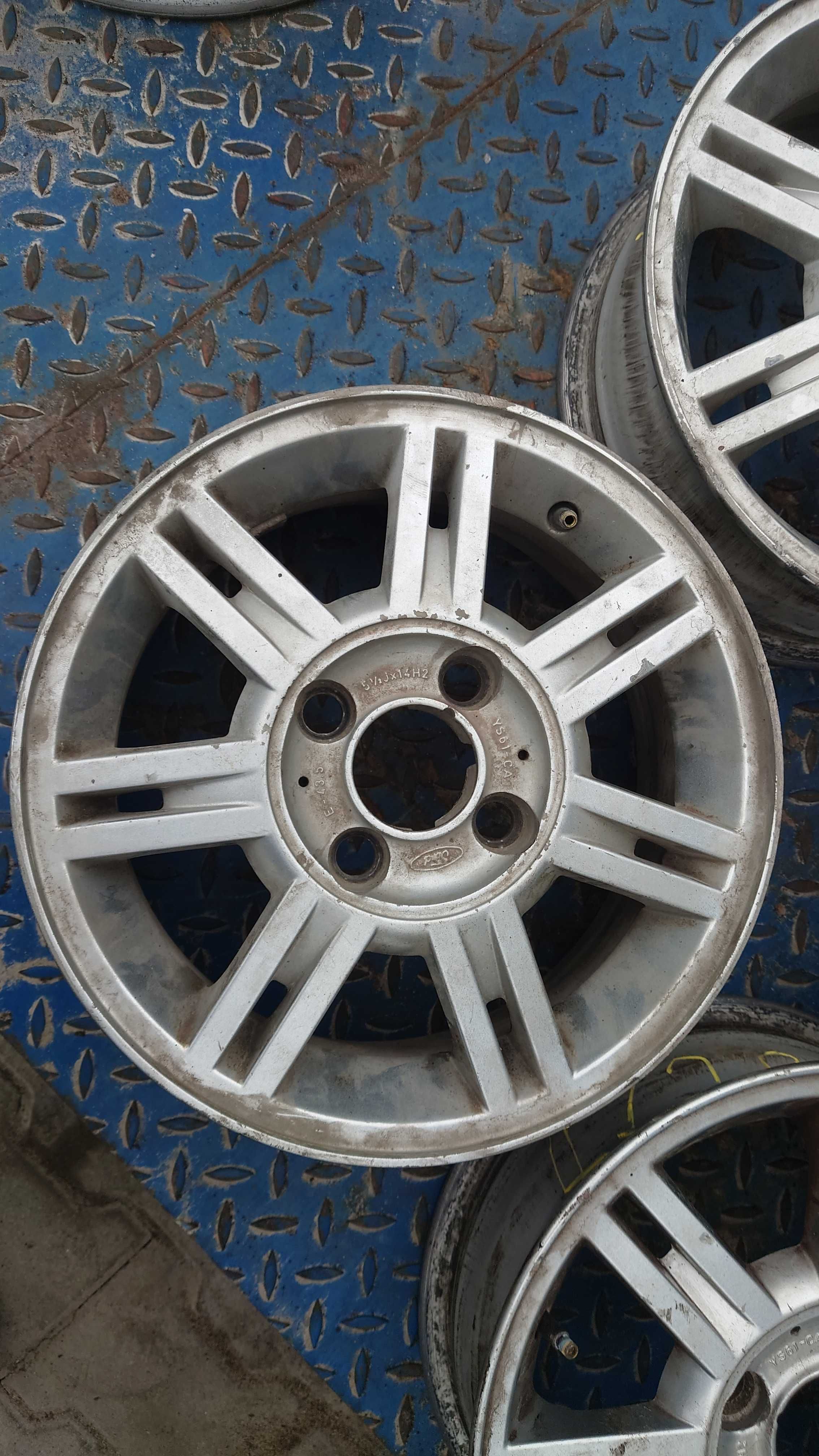 Ford Focus Fiesta Alufelgi Alusy Felgi Aluminiowe 14' 14 cali 4x108