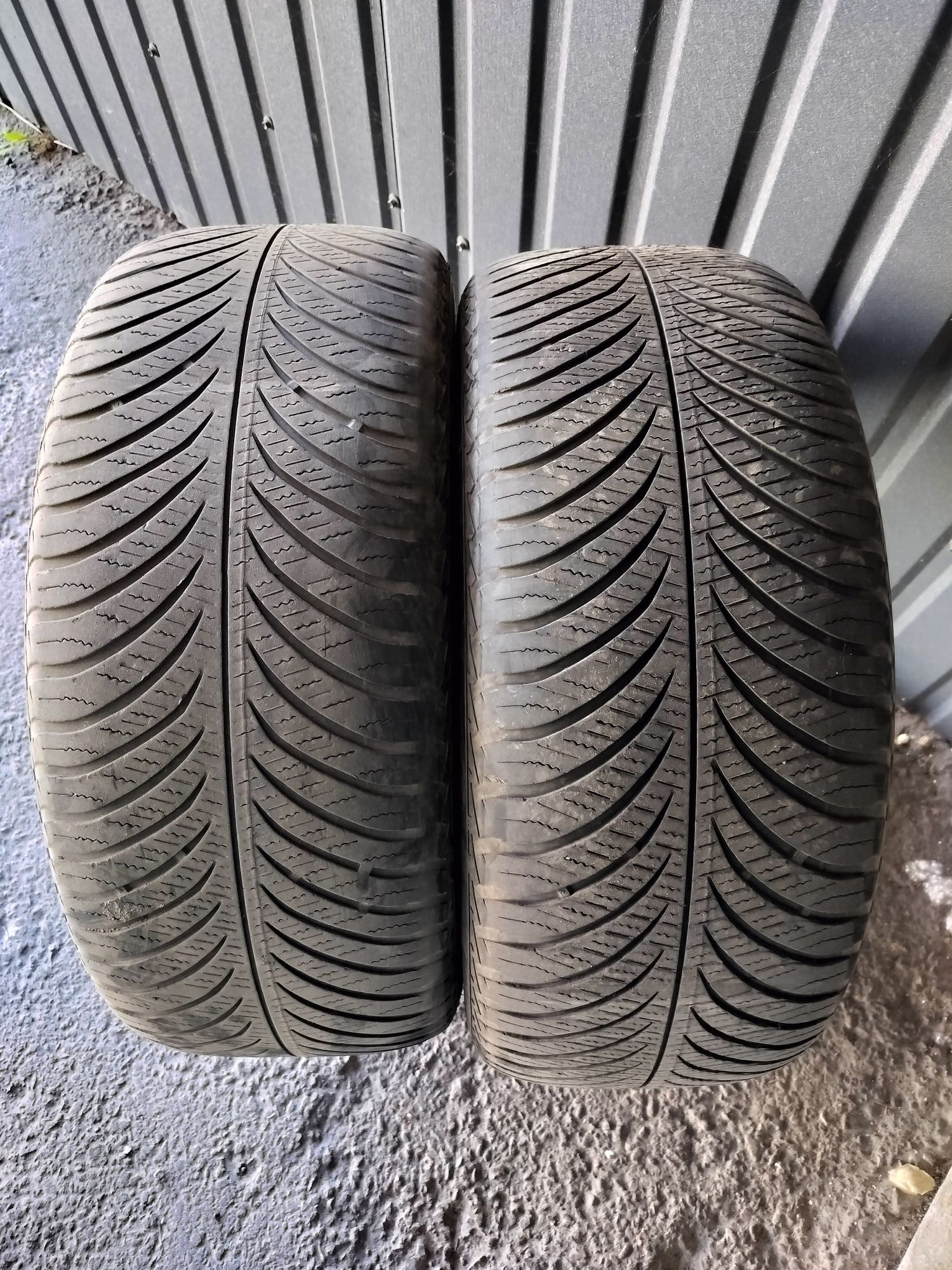 Резина, 235/55 r17, Goodyear, всесезонка з акцентом зиму