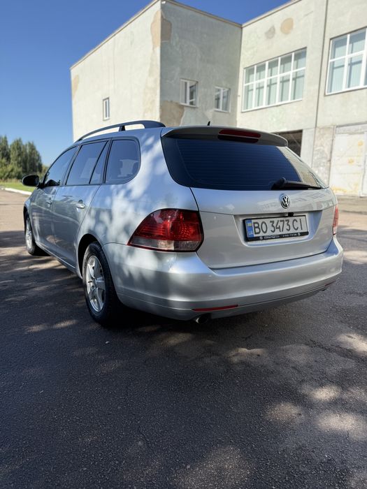 Volkswagen Golf VI універсал