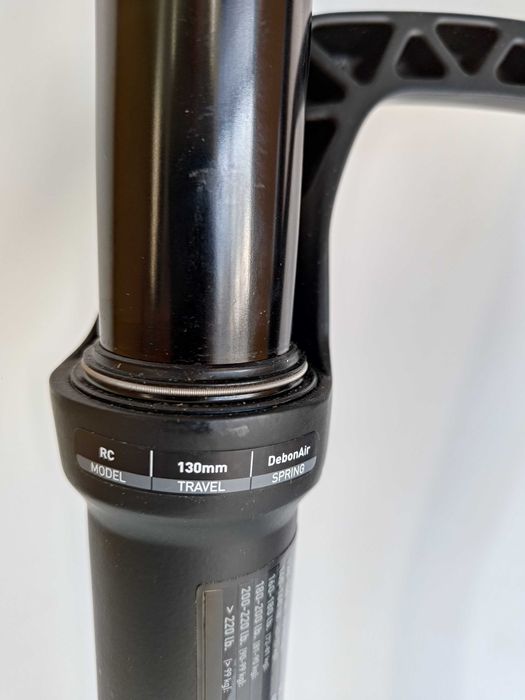 Amortyzator Rock Shox Revelation RC 27,5'' 130 mm, nowy (783)