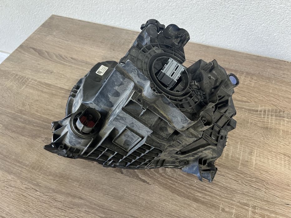 Фара права led Land Rover Defender 2 2019- L8B213w029ff в наявності!