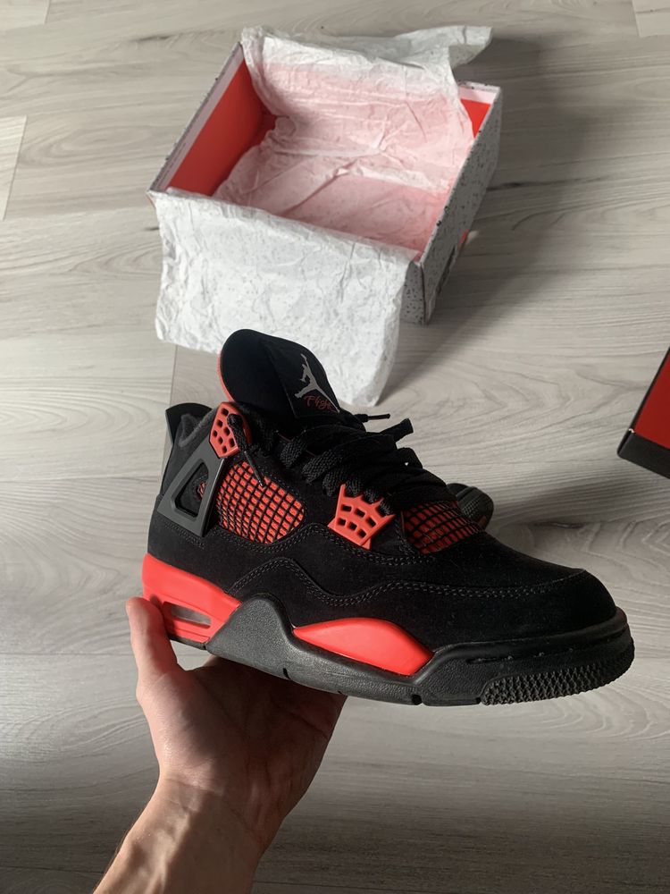 Air Jordan 4 Red Thunder