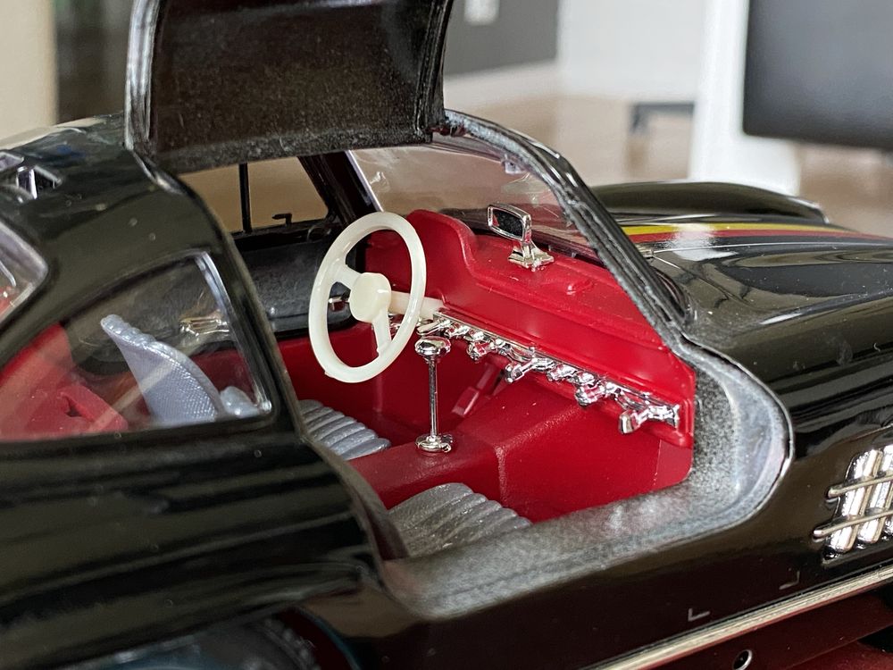 Mercedes 300 SL Gullwing 1:18 Bburago