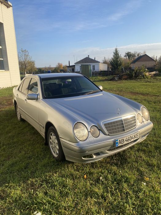 Продам mersedes e-class w210
