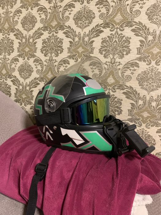 Продам шолом розмір s стан 6/10