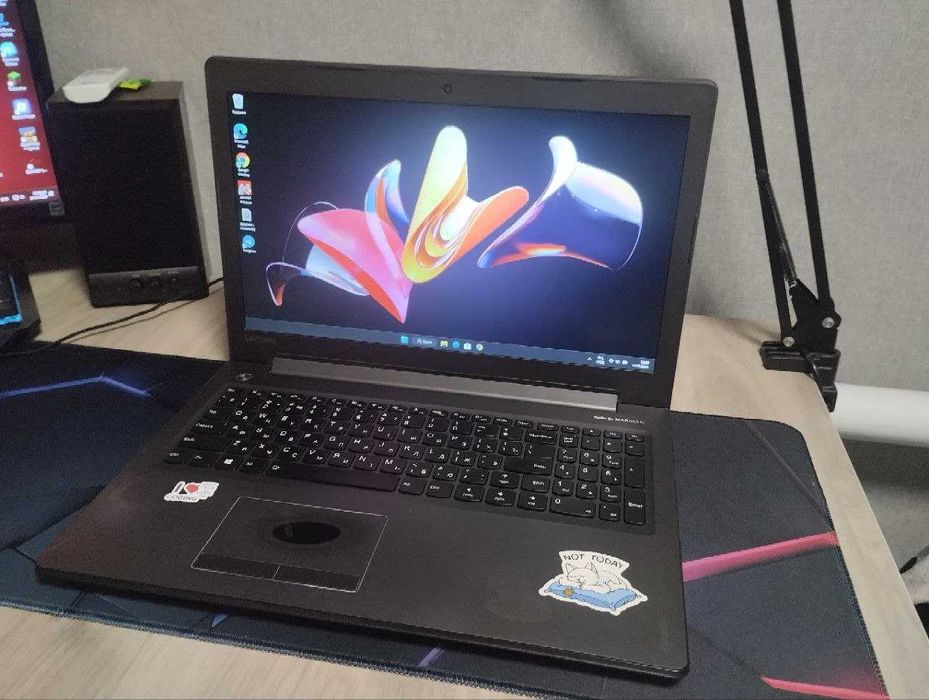 Ноутбук Lenovo 8/128gb | GeForce 940MX 2гб, FHD IPS екран 15 дюймів